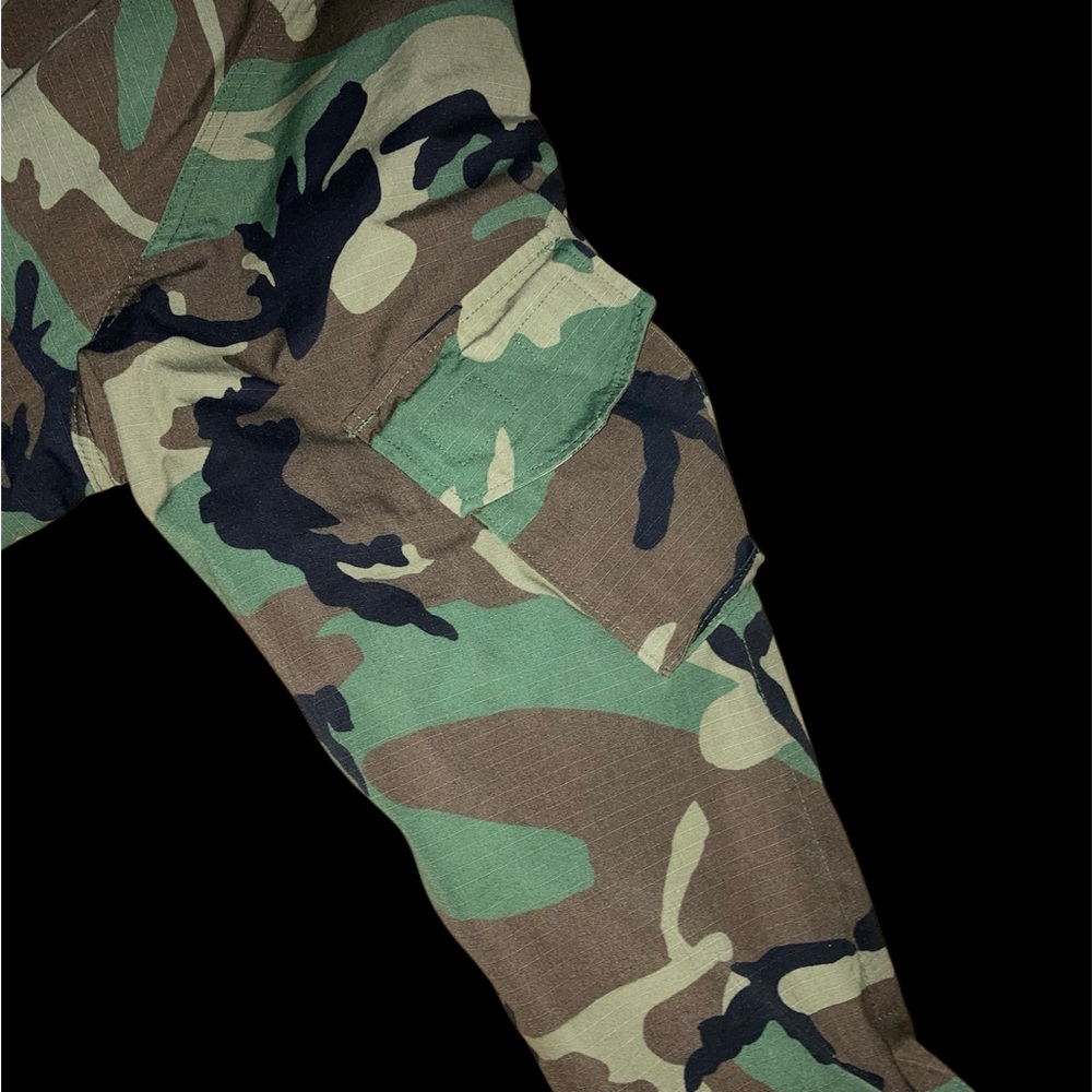 Woodland Camo Hooded Jacket. Size Large. Military Issue.🫡🪖 - Picture 5 of 8